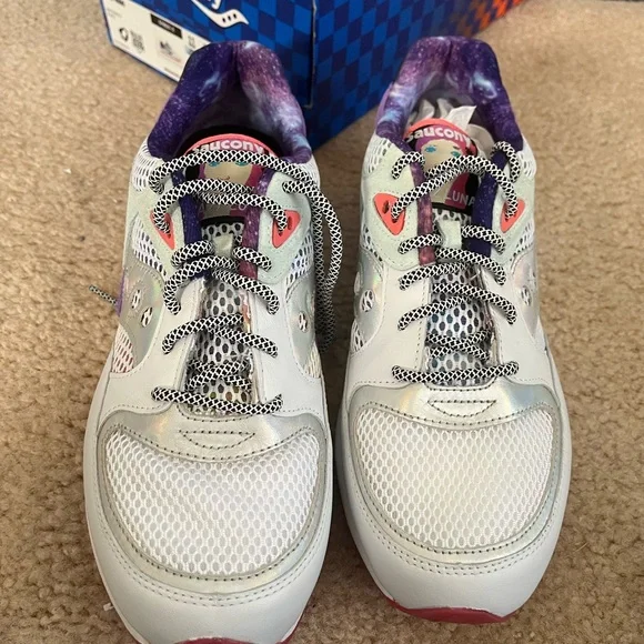 Saucony Jazz 4000 Sneaker - Picture 1 of 8